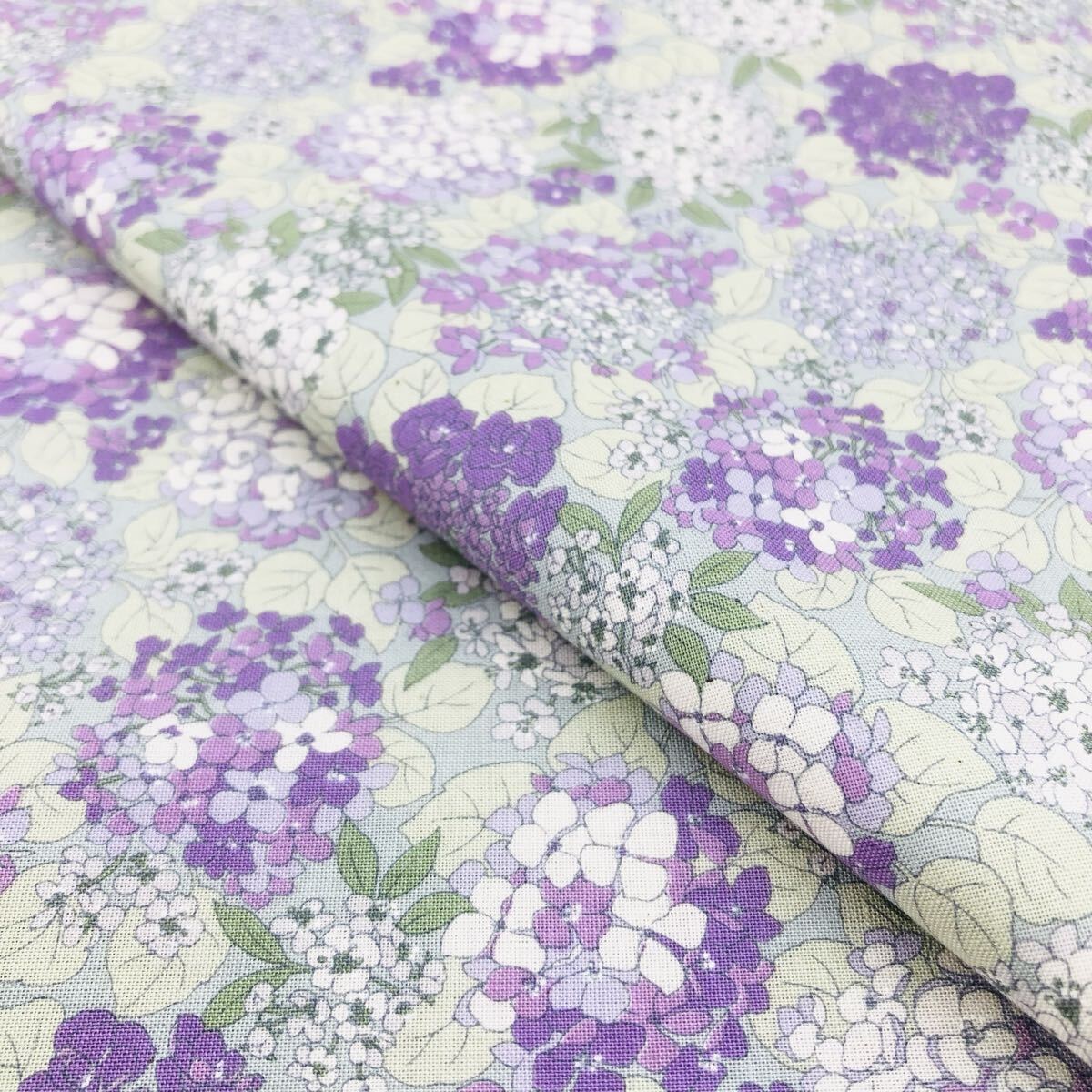 1m 日本製 スケア コットン 生地 はぎれ コットン 108×100 花柄 スケアー ボタニカル 小花柄拍卖