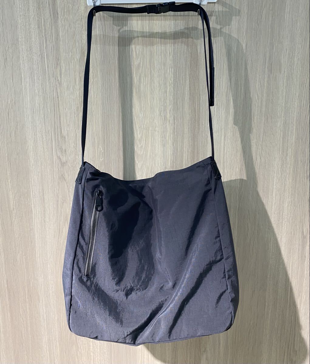 【美品】MAPHIA DESIGN(マフィアデザイン)MD-9240 ・ドゥードゥ ショルダー ダークグレー ショルダーバッグ ナイロン拍卖