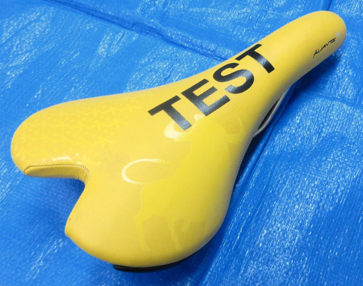フィジーク Fizik アリアンテ ALIANTEガンマ kiumレール テストサドル 未使用デッドストック品 ※送料無料一部を除く拍卖