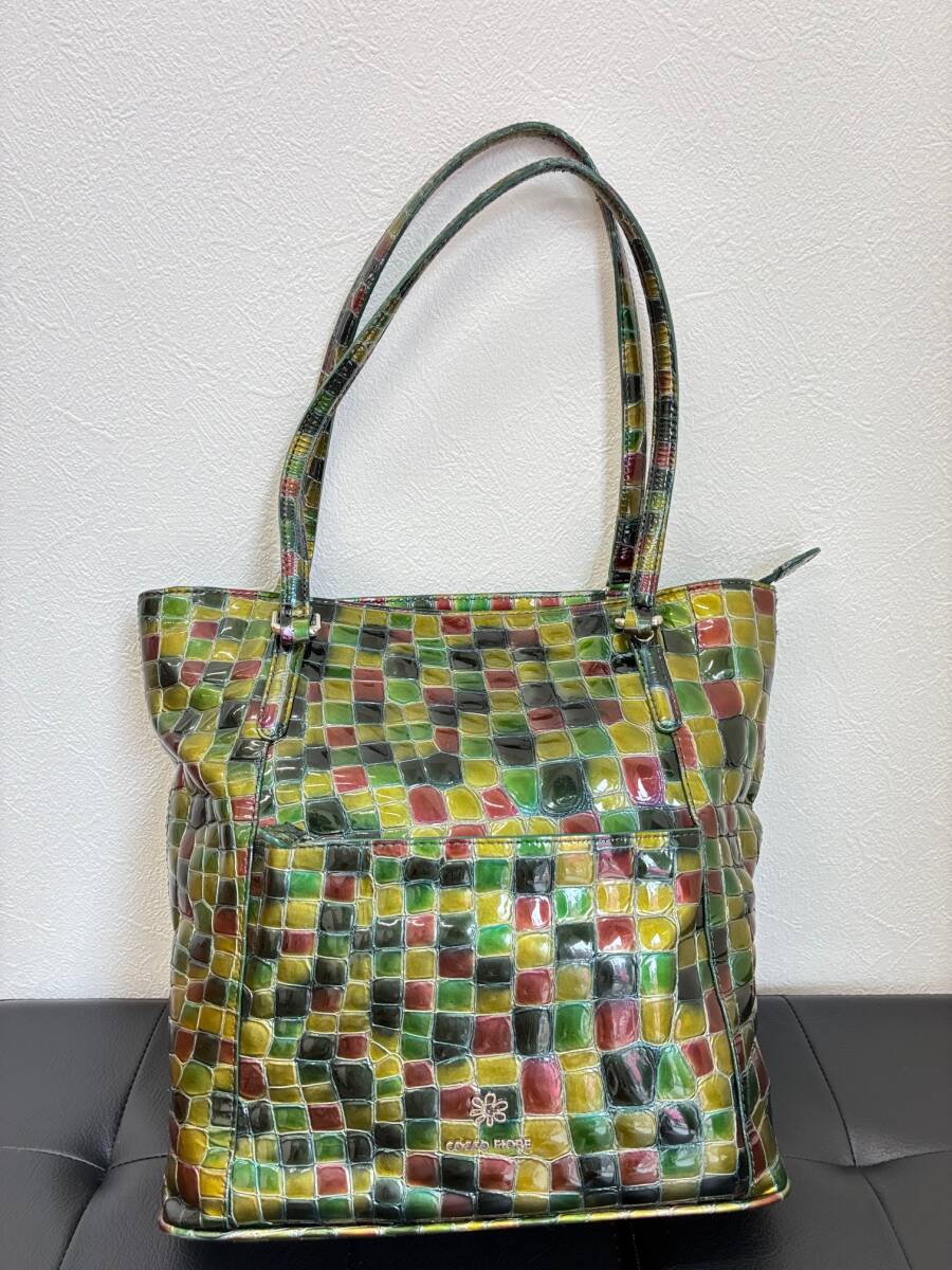 ★☆COCCO FLORE エナメル グリーン系 ハンドバッグ 合成皮革 クロコダイル調 型崩れあり ★☆ №23拍卖