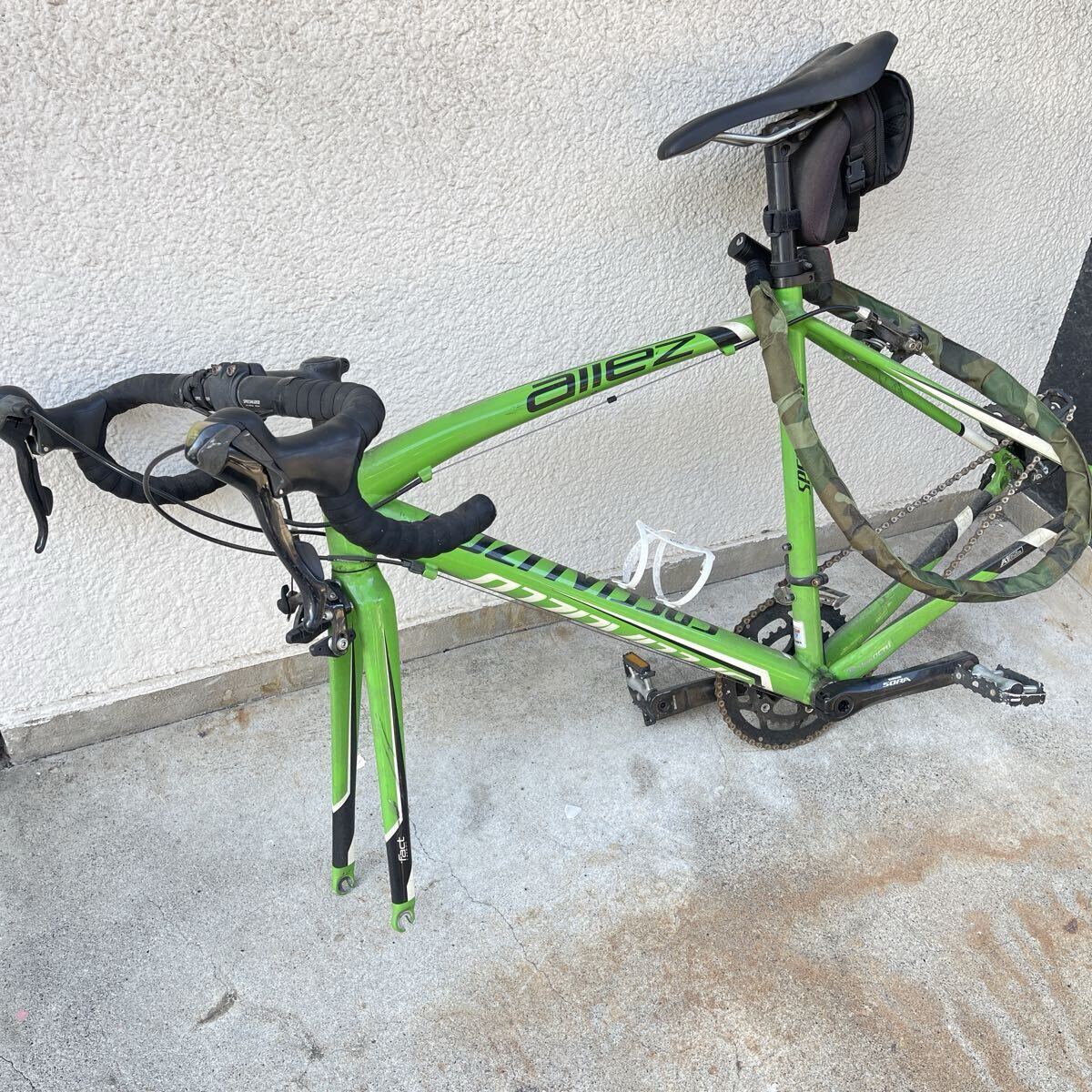 SPECIALIZED スペシャライズド クロスバイク allez フレーム ハンドル 等 現状品 ジャンク品 部品取り MNL-532拍卖