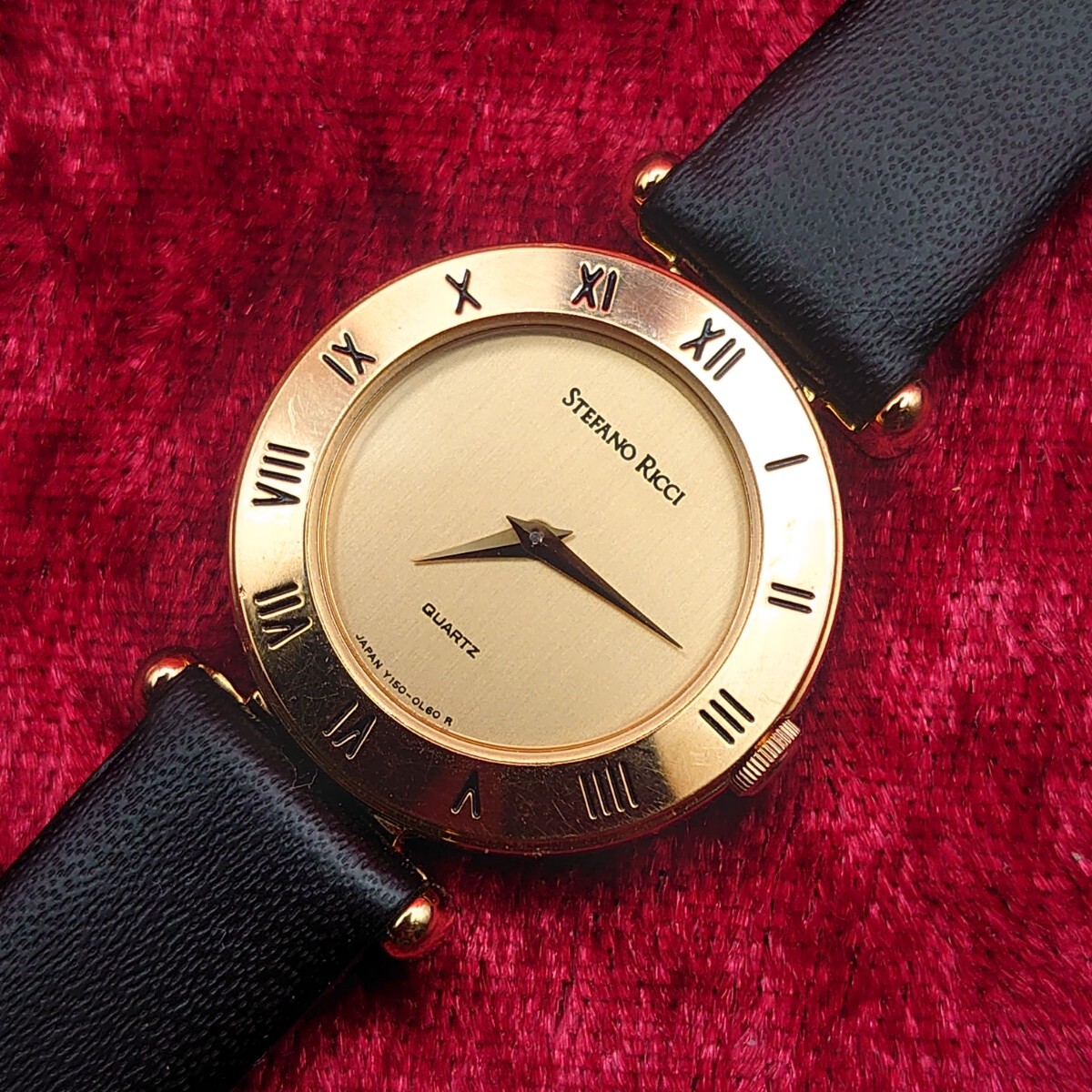 A07【ベルト新品/電池交換済】 ビンテージ STEFANO RICCI 2針アナログ レディース腕時計 Y150-0E40 金文字盤×ゴールドベゼル拍卖