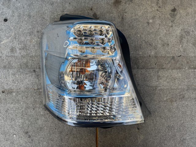 点灯OK SAI サイ DAA-AZK10 左/助手席 LED テールライト テールランプ S 070 コイト 75-12 81560-75010拍卖