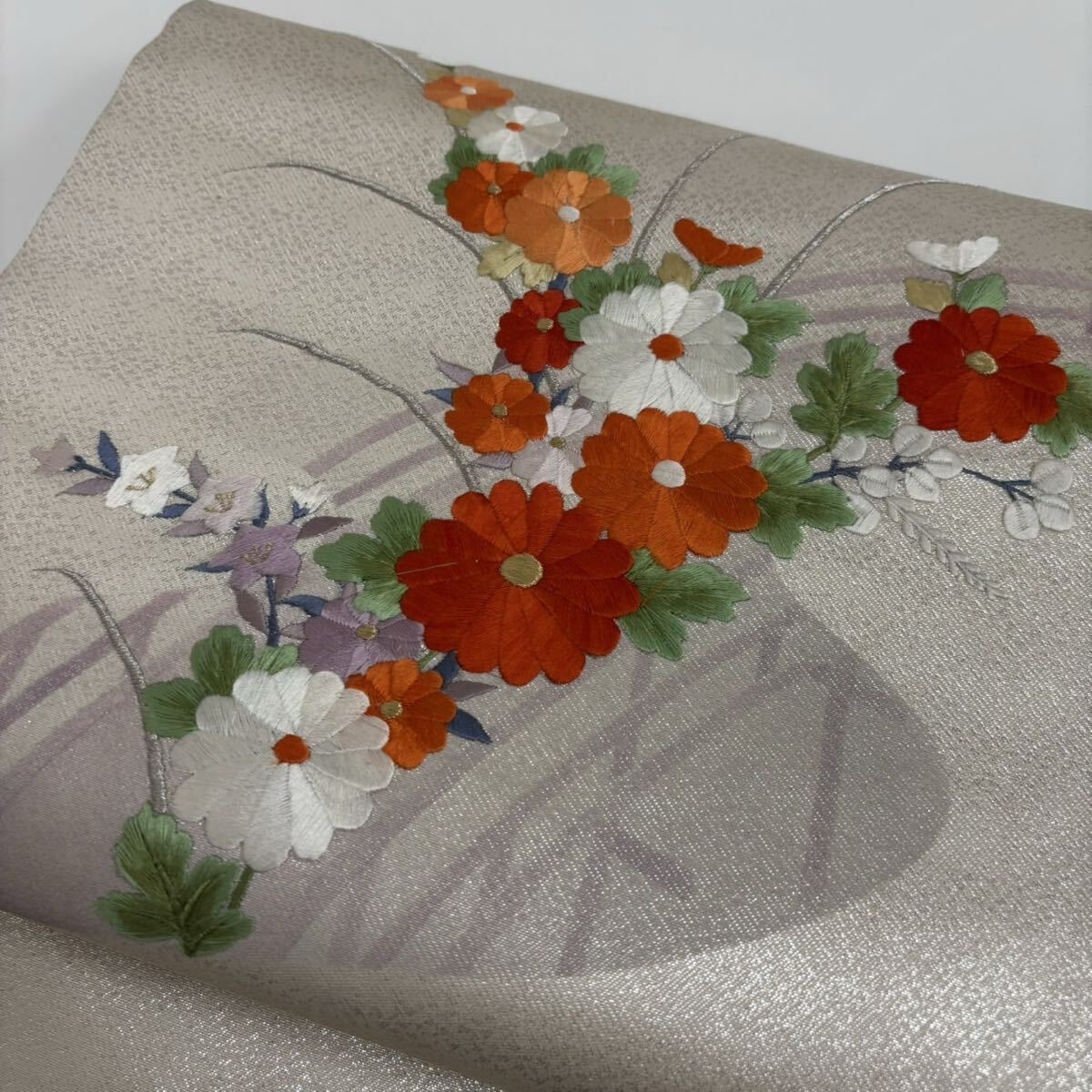 名古屋帯 正絹 刺繍の花 引箔 九寸 F-641拍卖