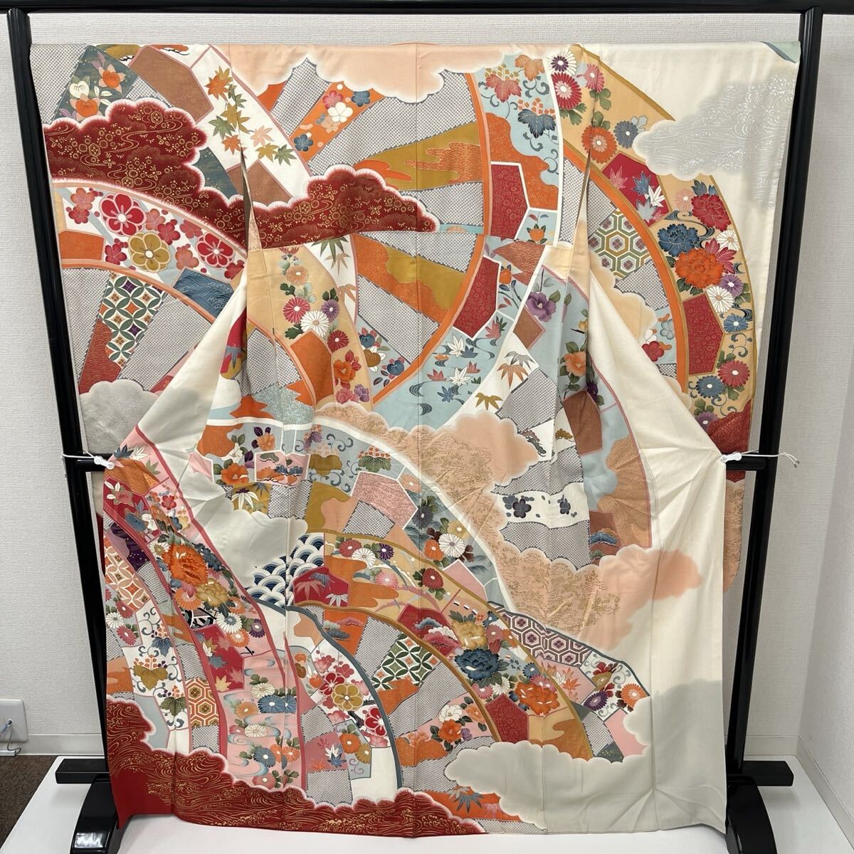 振袖 正絹 裄70 トールサイズ 古典柄の美しい染め 着物 F-751拍卖