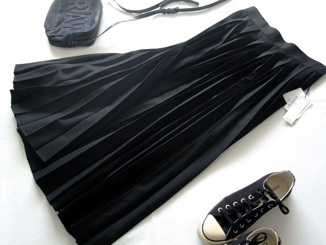 訳あり★大人綺麗目スタイル★トレンド人気★厚み素材美ラインロングプリーツスカート★M~L黒拍卖