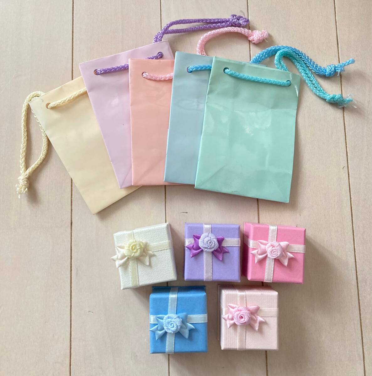 ラッピング ギフトボックス アクセサリーボックス 5個セット拍卖