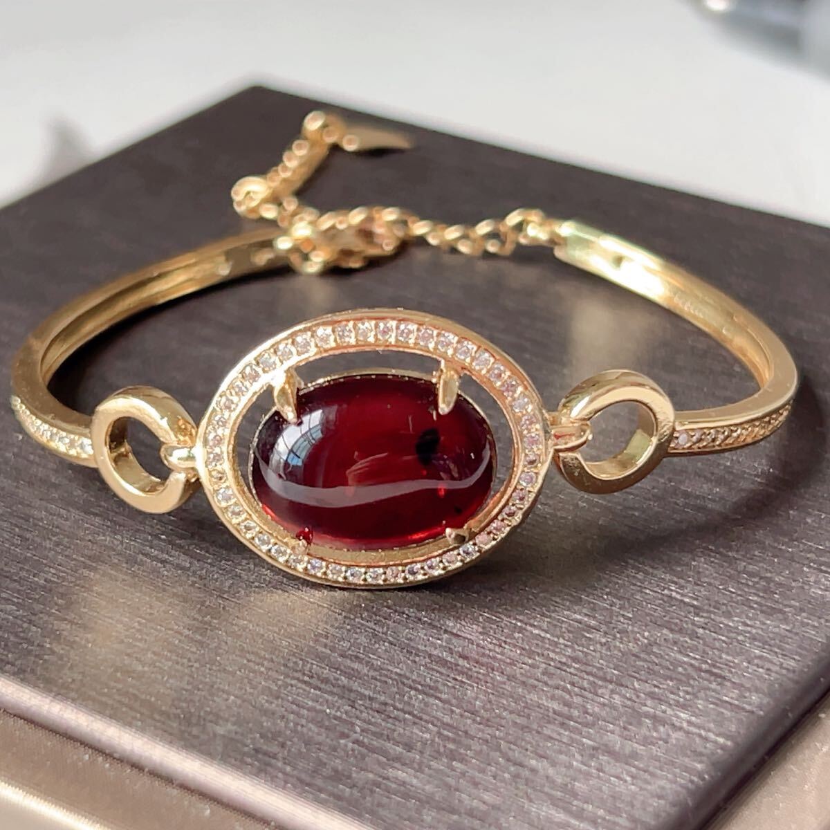 訳あり◇ブラッドアンバー(琥珀)◇ブレスレット◇天然石◇パワーストーン◇巾着袋付き◇プレゼントにも040B101716拍卖