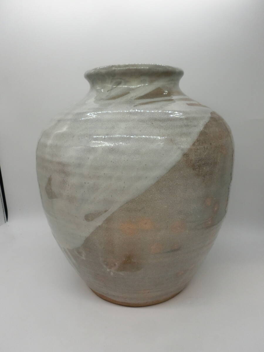 K10497◆萩焼 壺 花瓶 十二代 坂倉新兵衛 大型 焼き物 陶器 和物アンティーク 高さ34センチ 置物 オブジェ 白拍卖