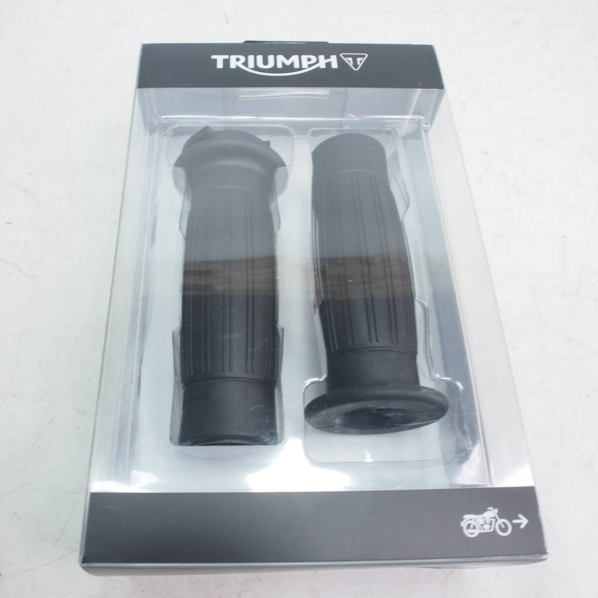 トライアンフ ハンドルバーグリップ バレル ブラック 25.4mm A2041443 T120 T100 ボンネビルボバー スピードマスター バレル型グリップ拍卖