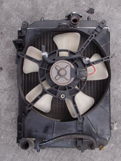☆ ダイハツ MOVE ムーヴ UA-L150S H15年 純正ラジエーター / エアコン コンデンサー 電動ファン付 022230-0211 23-7K53拍卖