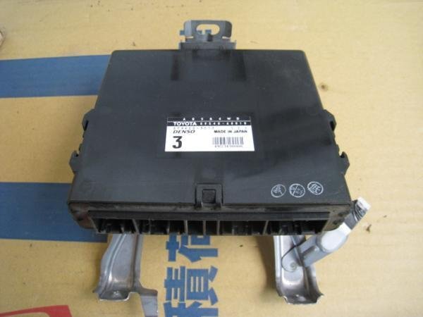 トヨタ WISH ウィッシュ ZNE14G H16年 ABSコンピュータ #0W18拍卖