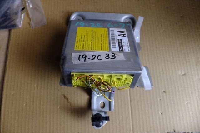 ダイハツ MOVE ムーヴ L160S H15年 エアバック コンピューター 89170-B2010 19-2C33拍卖