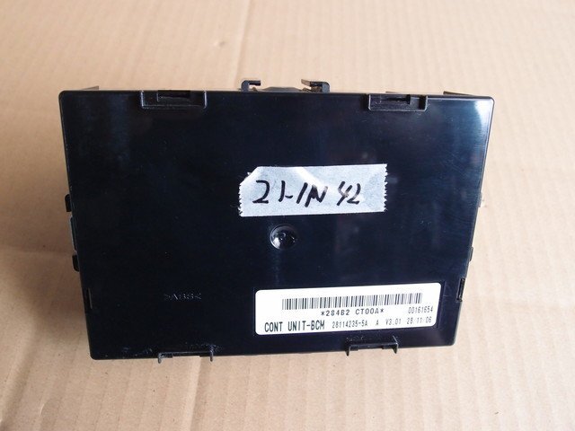 日産 キューブ YZ11 H18年 コントロール ユニット 284B2 CT00A 21-1N42拍卖