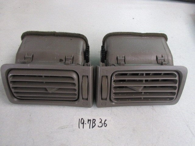 トヨタ COROLLA カローラ NZE121 H16年 フロント サイド 空調吹き出し口 2個組 19-7B36拍卖