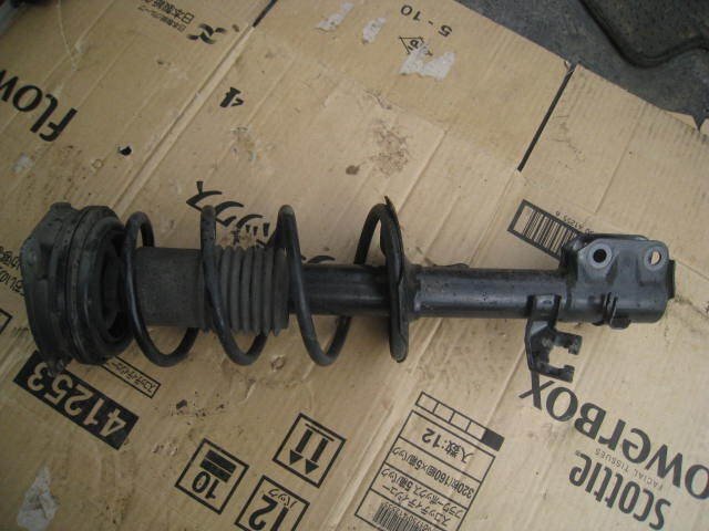 ☆日産 MARCH マーチ AK12 H18年 フロント ストラット 左側 19-9E17拍卖