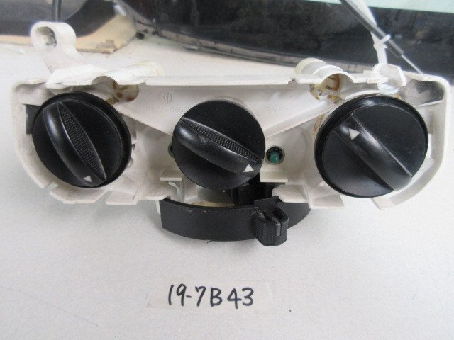 トヨタ COROLLA カローラ NZE121 H16年 空調スイッチ ワイヤー式 19-7B43拍卖