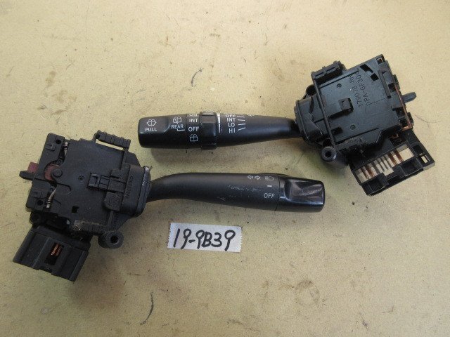 トヨタ NOAH ノア AZR60 H16年 ヘッドライトスイッチ ワイパースイッチ 19-9B39拍卖