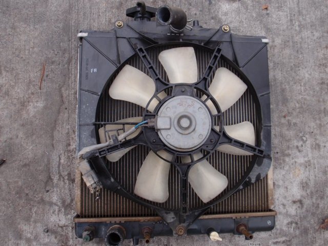 ホンダ ライフ JB5 純正 ラジエーター 電動ファン付 422000-5360 19-4A28拍卖