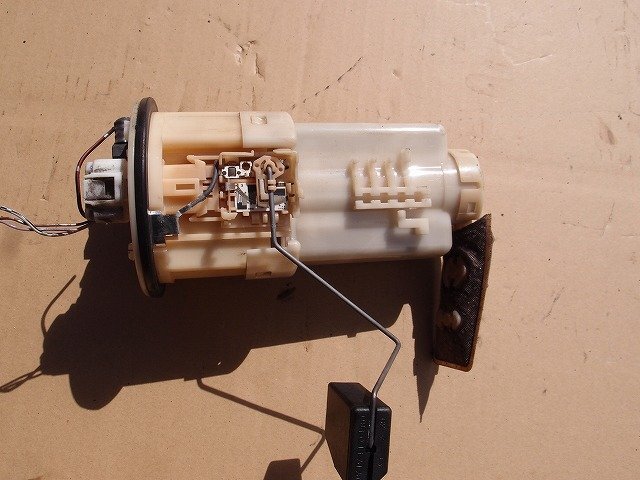 ☆ トヨタ PROBOX プロボックス バン NCP50V H17年 燃料ポンプ ネンポン 23-4E29拍卖