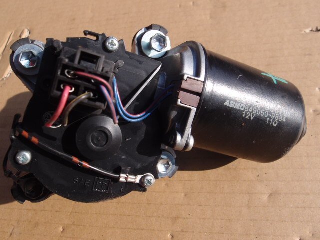 ☆ ダイハツ HIJET ハイゼット トラック S211P H26年 フロント ワイパーモーター 85070-B5010 23-6K54拍卖