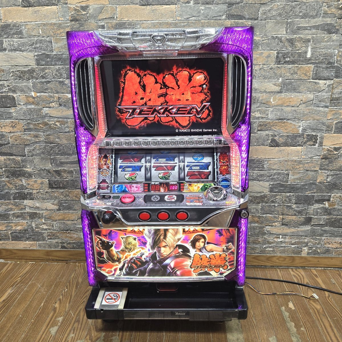 ★☆5i178-10 山佐 パチスロ実機 鉄拳2 ZX 100V パチンコ スロット 本体・設定キーなし ジャンク☆★拍卖