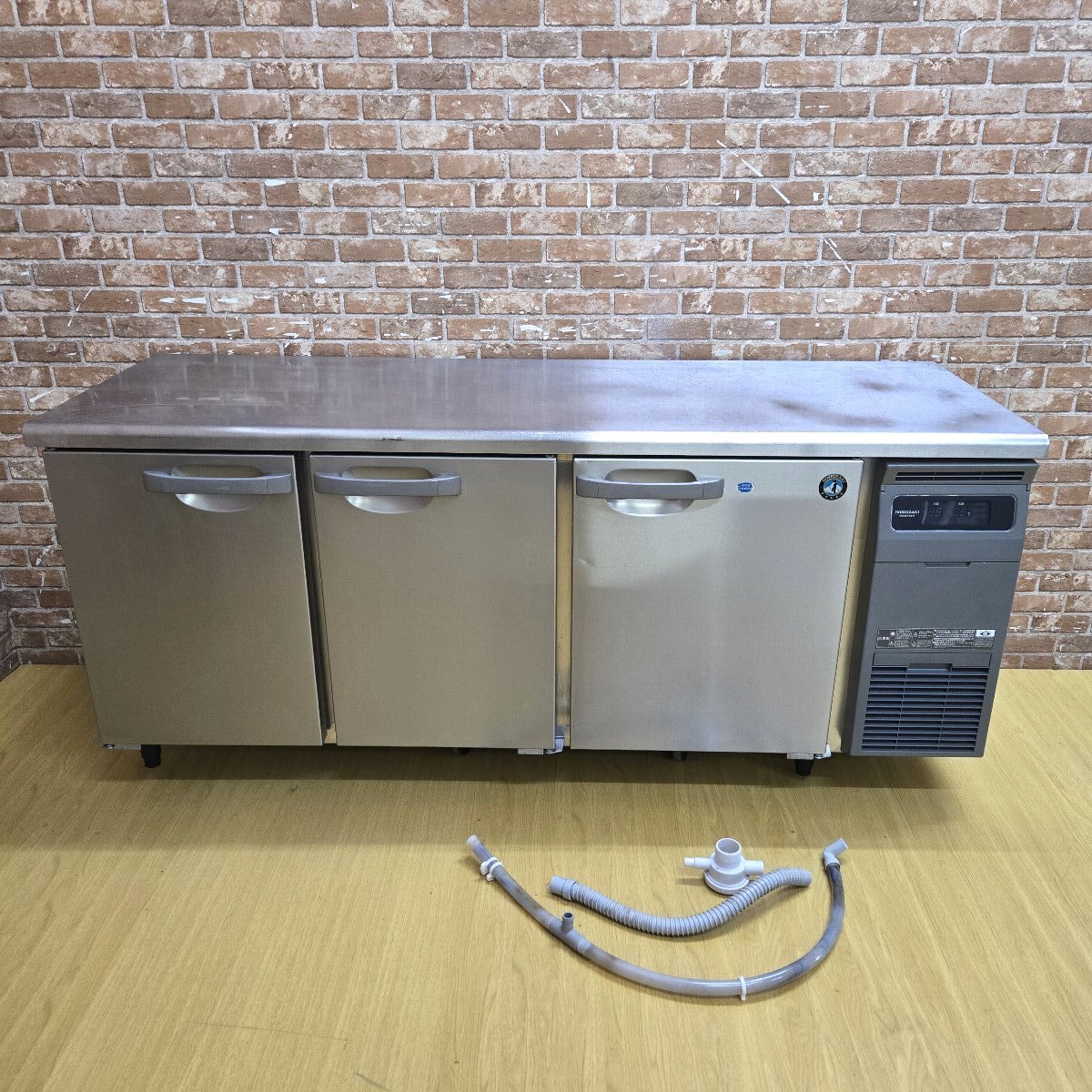 ★☆*5i131 HOSHIZAKI ホシザキ 台下冷凍庫 RFT-180SNG-R 業務用3ドア 幅180cm 奥行60cm コールドテーブル 冷凍ストッカー フリーザー☆★拍卖