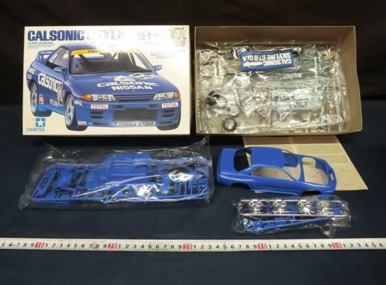 L0932 タミヤ 1/24 スポーツカーシリーズ カルソニック スカイライン GT-R Gr.A プラモデル 模型拍卖