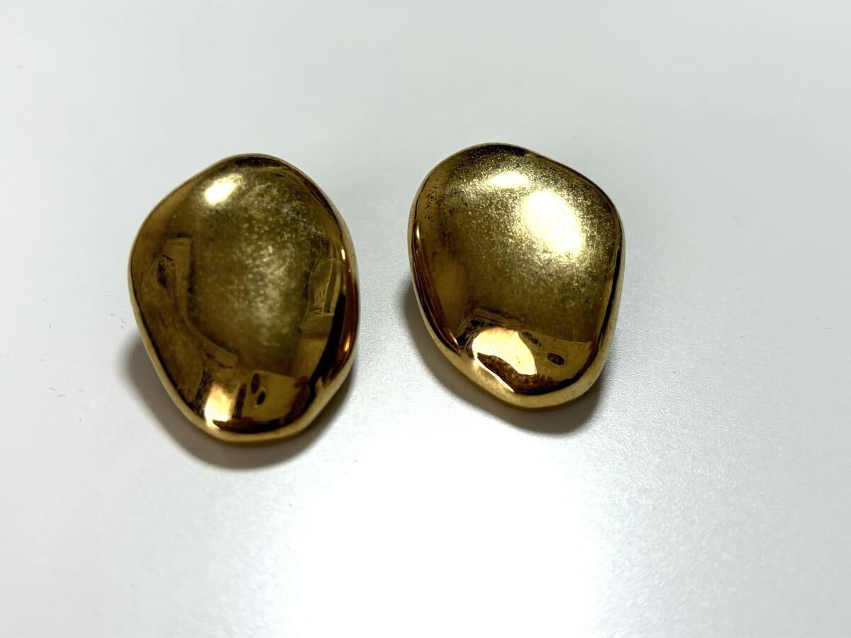 【限定品】Yves Saint Laurent/イヴサンローラン/イヤリング/ゴールドカラー/大きめ/ヴィンテージ/ゴールド拍卖