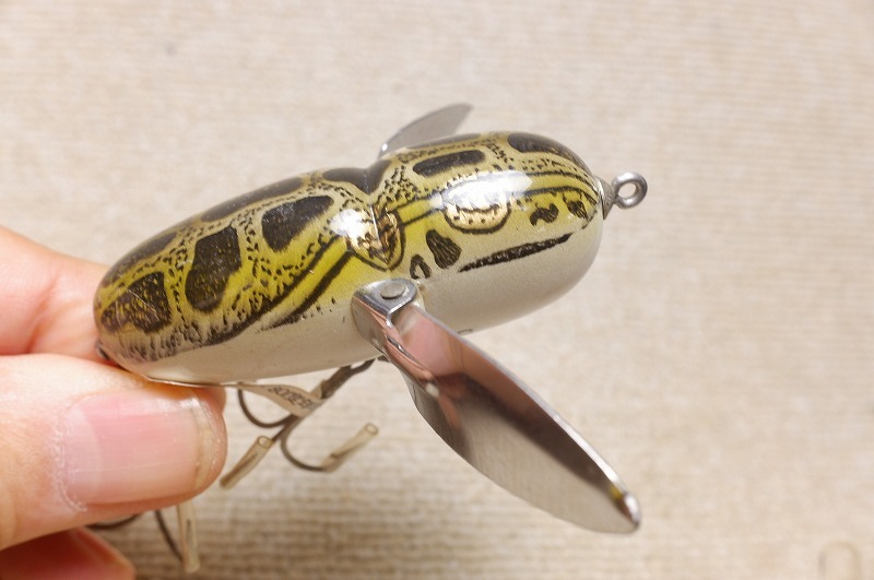 ヘドン クレージクローラー プラスチック80年代 中古美品 レアーカラー拍卖