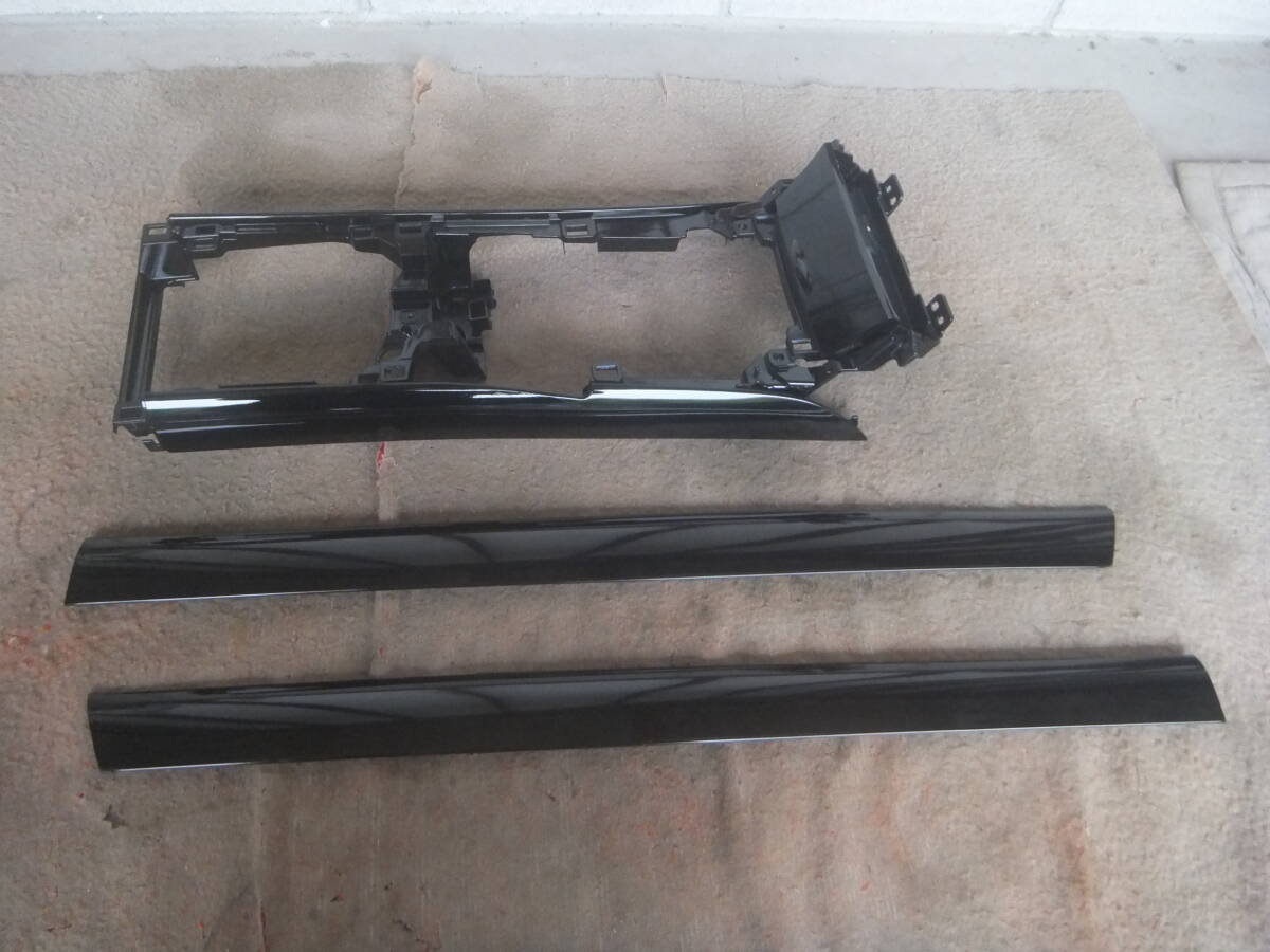 (RX-8 SE3P 後期) センターコンソールパネル センタートンネルパネル ピアノブラック スピリットR拍卖