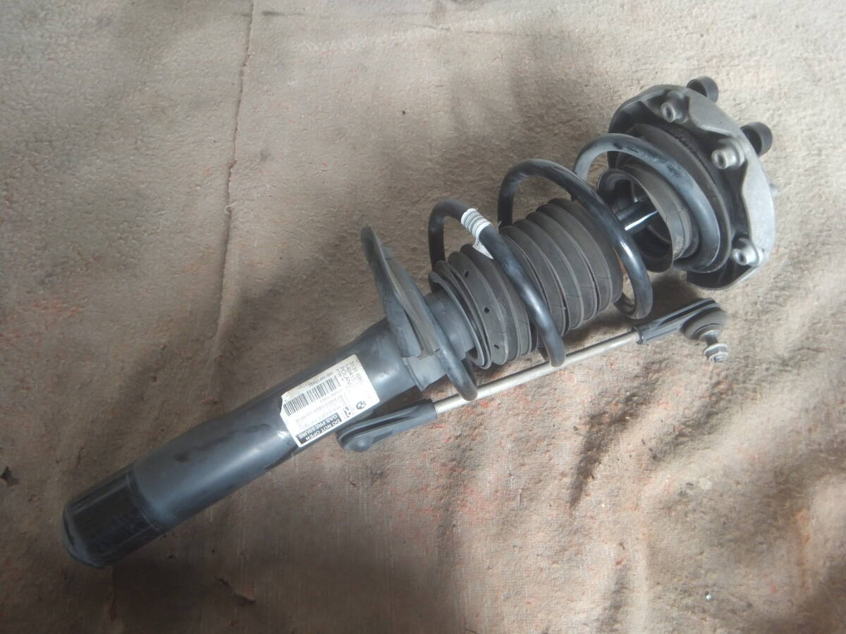 (BMW ミニ クラブマン クーパーSD LR20 F54) 右 フロント ストラット 3131-6862704-04 拍卖