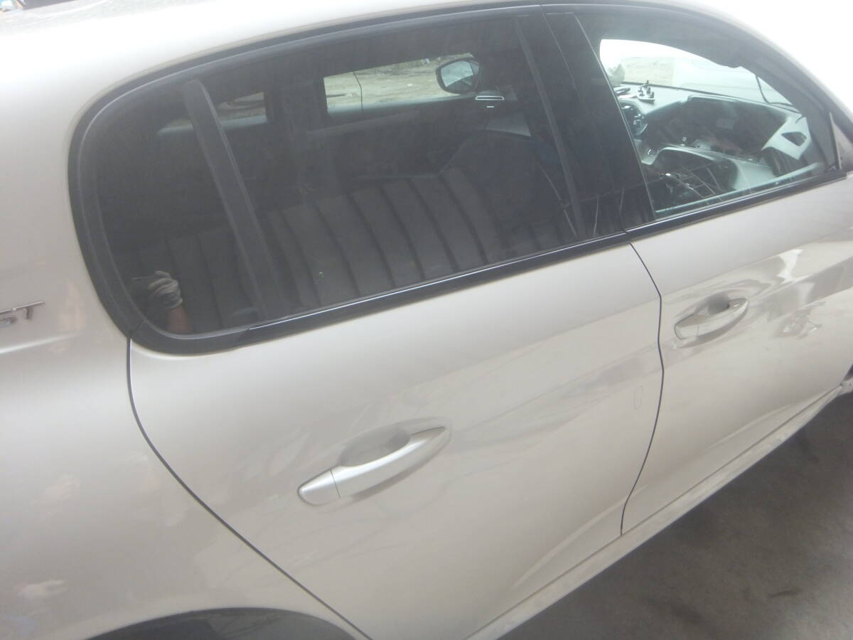 (プジョー 208 GT P21HN05) 右 リア ドア KWE 拍卖