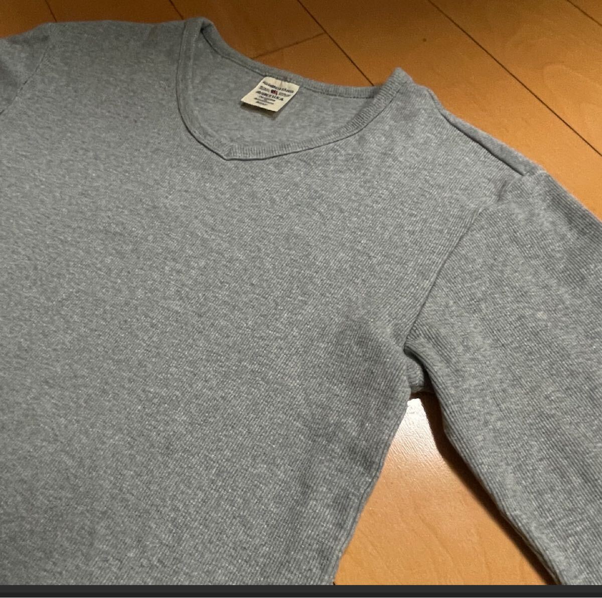 AVIREXグレーサーマルコットンVネックカットソー拍卖