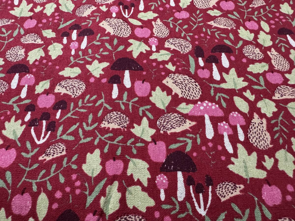 4m 綿麻キャンバス 110×400cm ハリネズミ キノコ / 生地 はぎれ 日本製 コットンリネン 綿麻 キャンバス ボタニカル拍卖