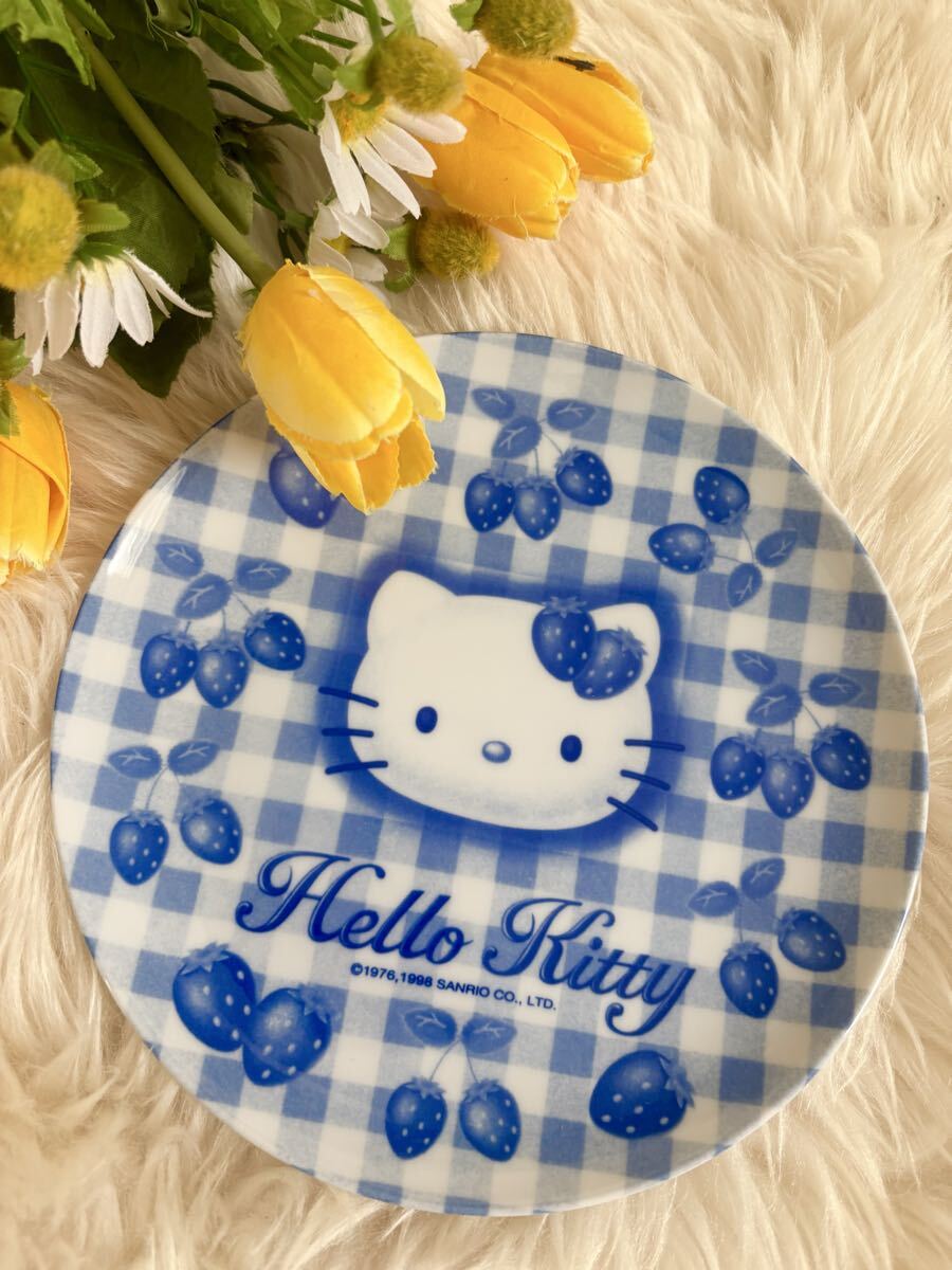 1998年 キティちゃん'いちご'フェイス'おハナ'お皿'プレート''Hello kitty'陶器'食器'サンリオ'平成レトロ'ハナ'絵皿' 飾り皿 '拍卖