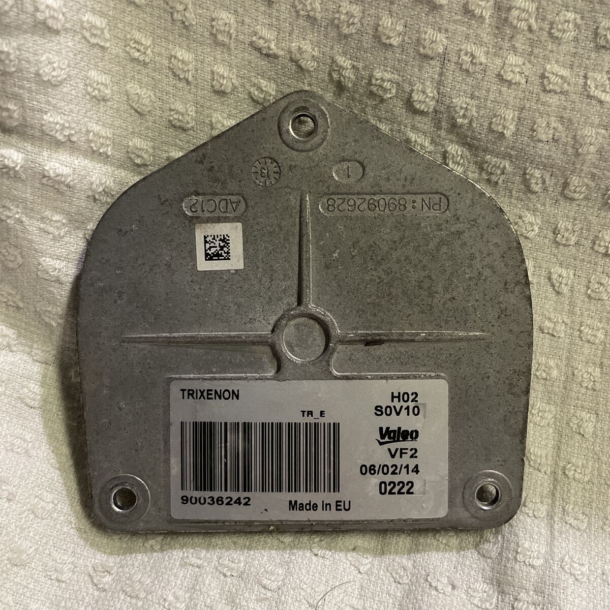 ★ マセラティ MASERATI クワトロポルテ ヘッドライト バラスト H02 S0V10 90036242 拍卖