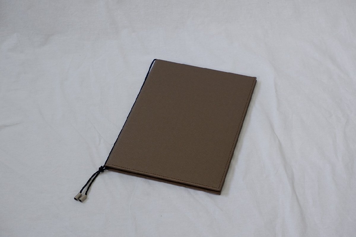 【アウトレット】業務用 メニューブック ハードカバー A4 16ページ(8枚16面) 朱銅 ブラウン 単品 紐綴じ お品書き 240118012- 中古拍卖