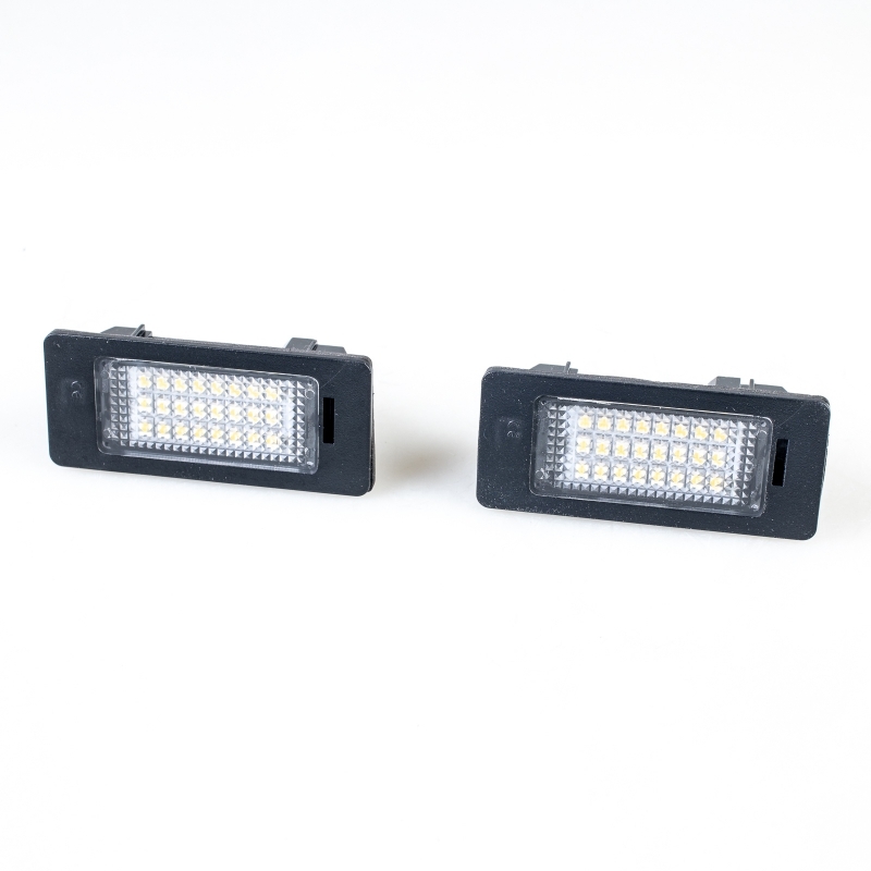 BMW用 E39 E-DD25 Sedan E60 GH-NA25 E70E90 ABA-VA20 など LED 48連ナンバー灯 ライセンスランプ キャンセラー付拍卖