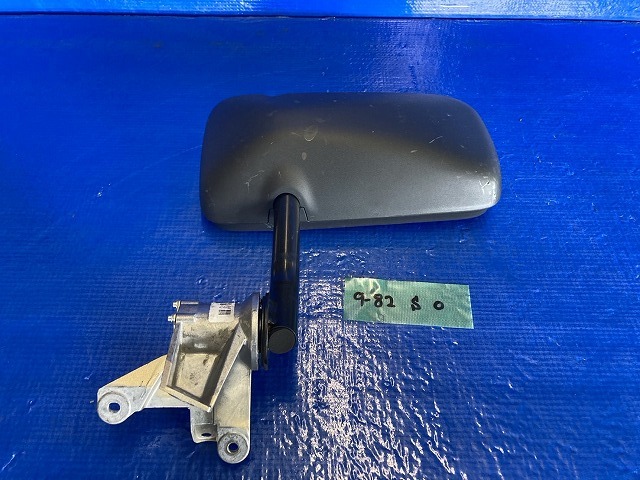 日野 純正ミラー 右 0ピン 標準キャビン用 中古 9-82拍卖