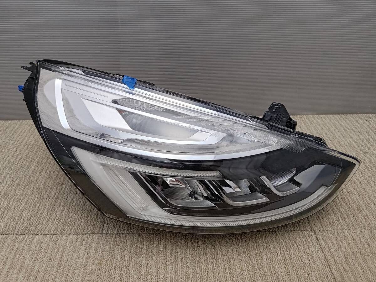 ルノー ルーテシア RH5F1 純正 右 ヘッドライト LED 260107090R 右ライト 拍卖