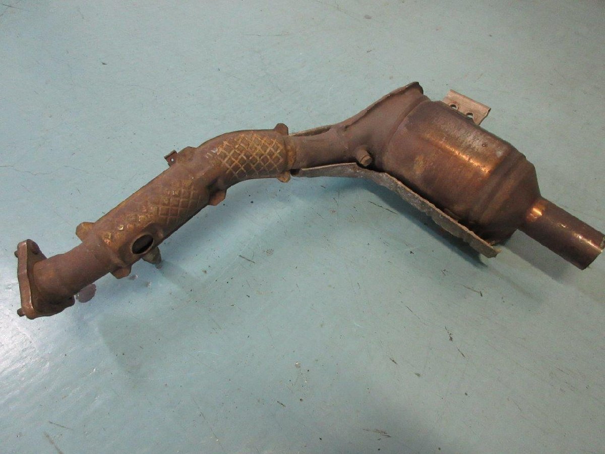 #836 ポルシェ986ボクスター 純正触媒キャタライザー④(996.113.021.06) 拍卖