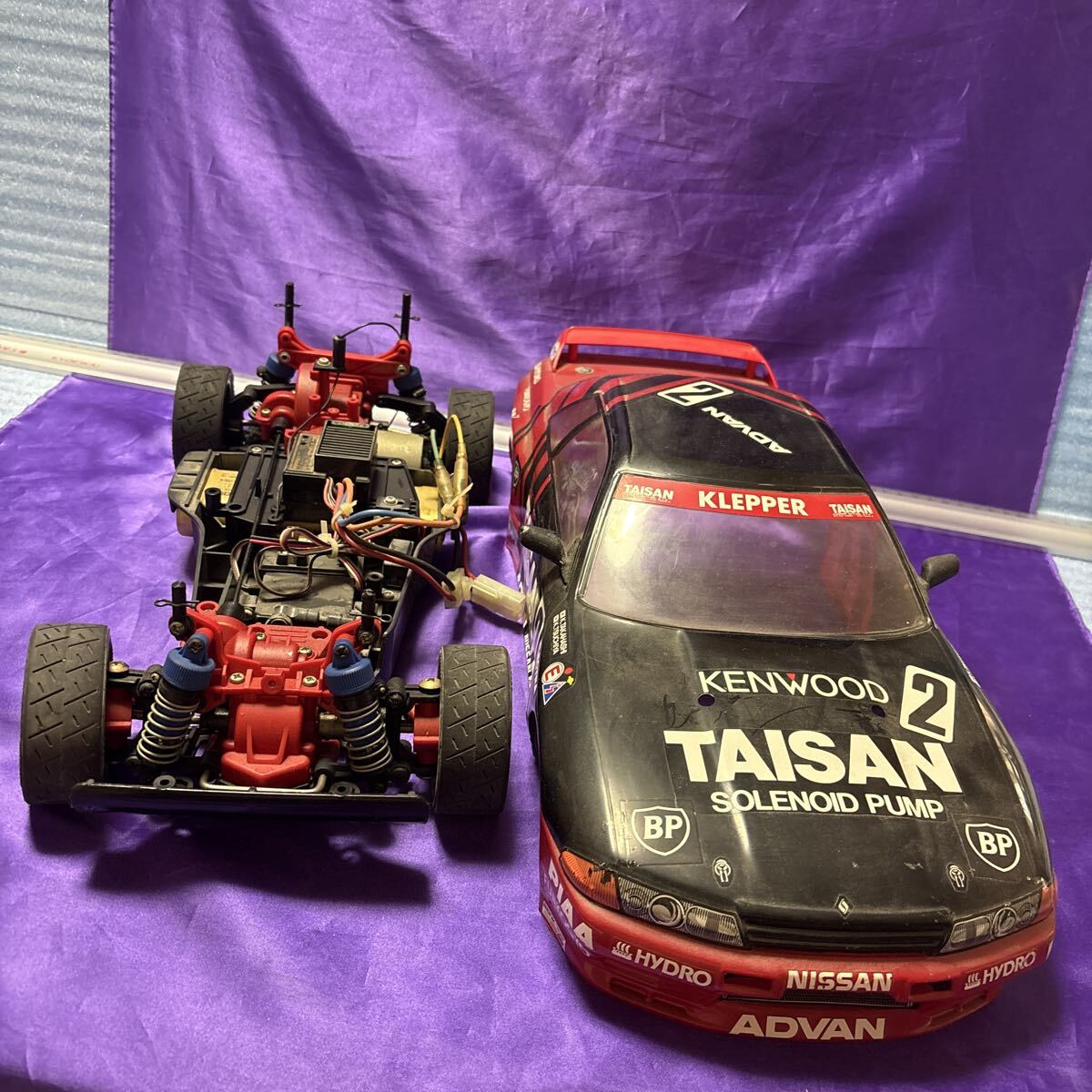 1/10 電動RC カー 4WD ボディ 電動ラジコン バッテリー付き拍卖