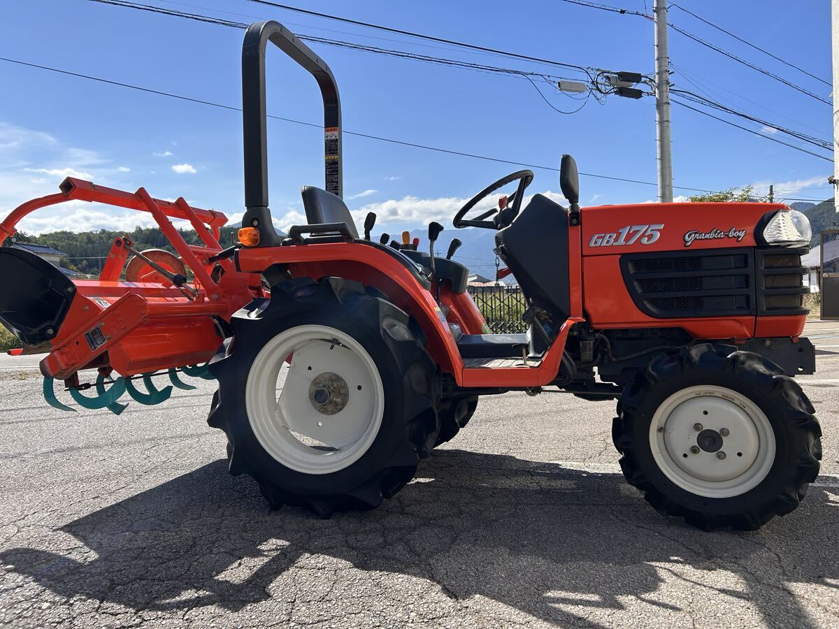 中古クボタ トラクター ディーゼル GB175 4WD 17馬力 208h パワステ 逆転 自動水平 倍速 ロータリー爪新品 現状渡し 長野県拍卖