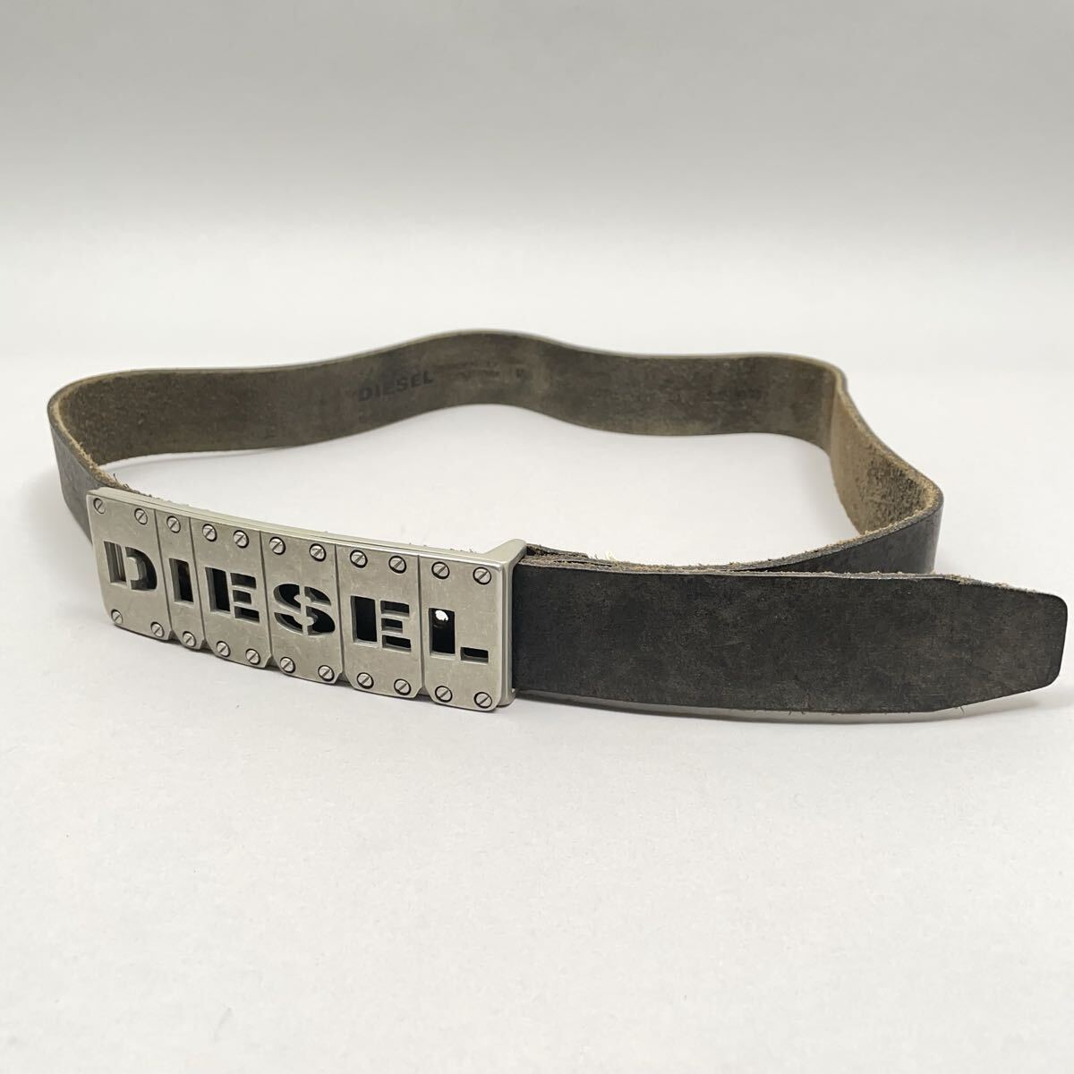 超美品!! DIESEL ロゴ ベルト CM90 レザー G18-48拍卖