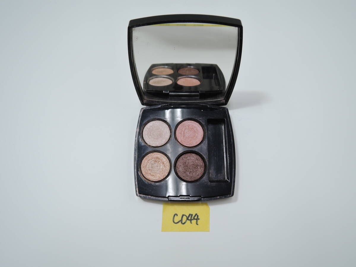 CHANEL レ キャトル オンブル #79 スパイシーズ C044拍卖