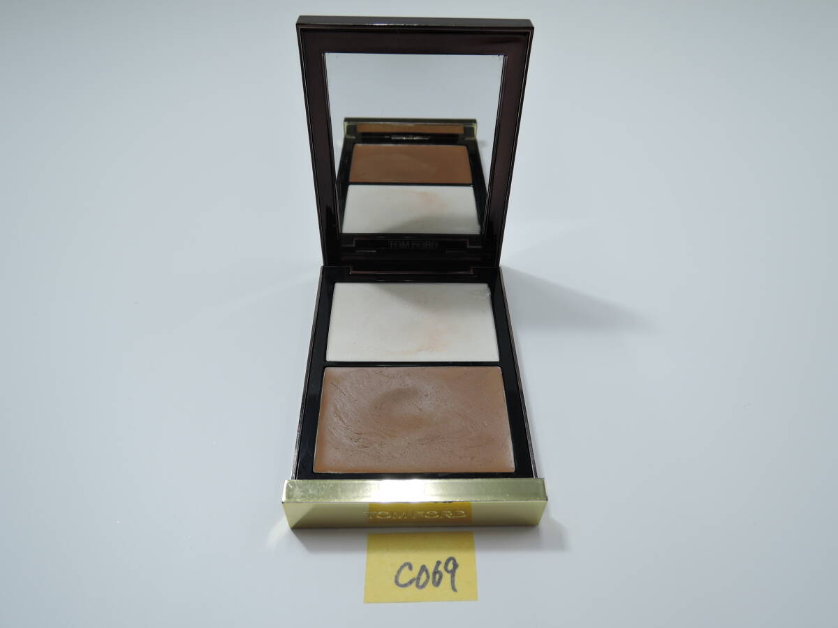 TOM FORD シェイド アンド イルミネイト #01 インテンシティ ワン C069拍卖