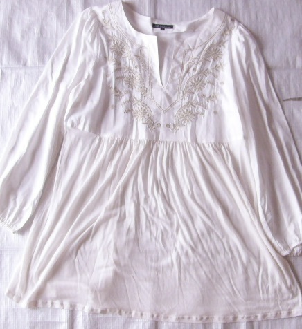 23区◆長袖チュニックブラウス★46★15号~17号くらい★大きいサイズ★オフホワイト拍卖