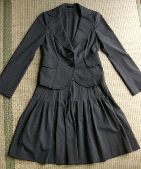 フラジール◆長袖ジャケットとスカートのスーツ★36★7号★小さいサイズ★FRAGILE★グレー拍卖