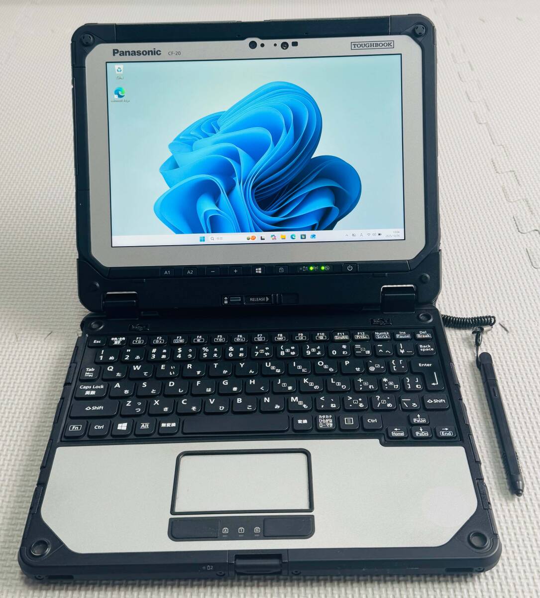 状態良 WUXGA 10.1インチ PANASONIC TOUGHBOOK CF-20 ★ Core i5-7Y57 メモリ8GB SSD 256GB カメラ ペン付 Windows11 office2019拍卖